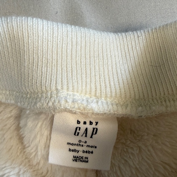 GAP Baby Cream plush Pants - Picture 2 of 3
